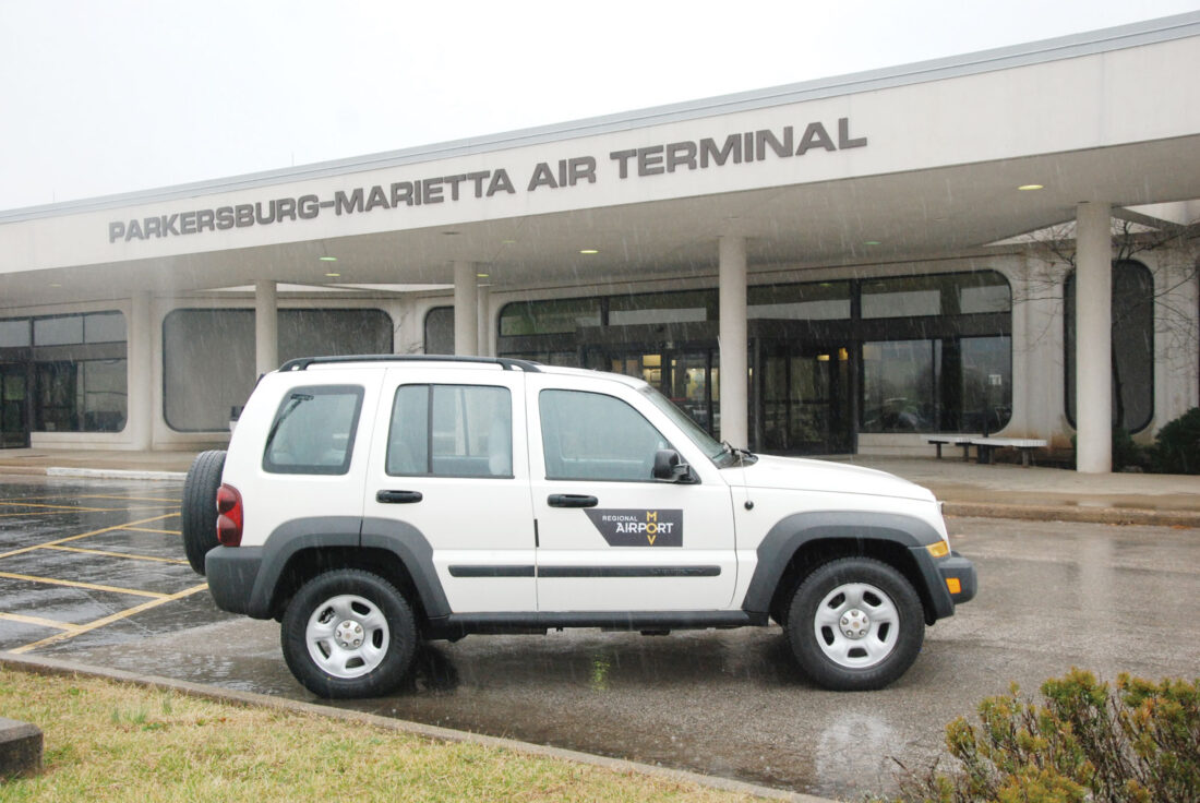 MidOhio Valley Regional Airport debuts courtesy cars provided by Wood
